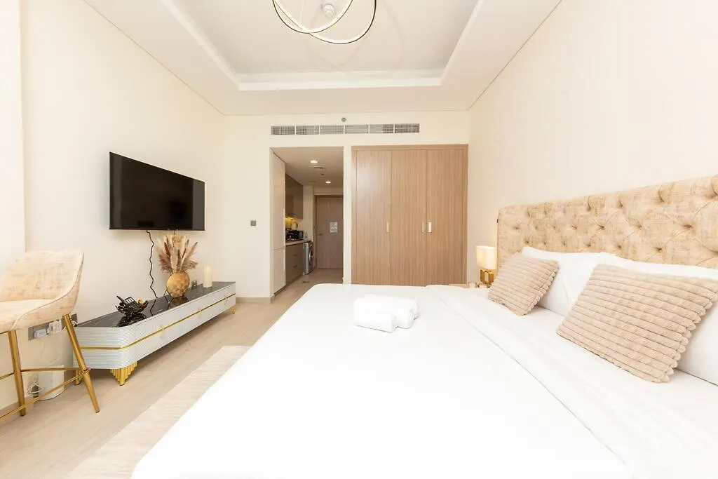 Contemporary Bright Studio Near Downtown Apartment Dubai 0*,  United Arab Emirates